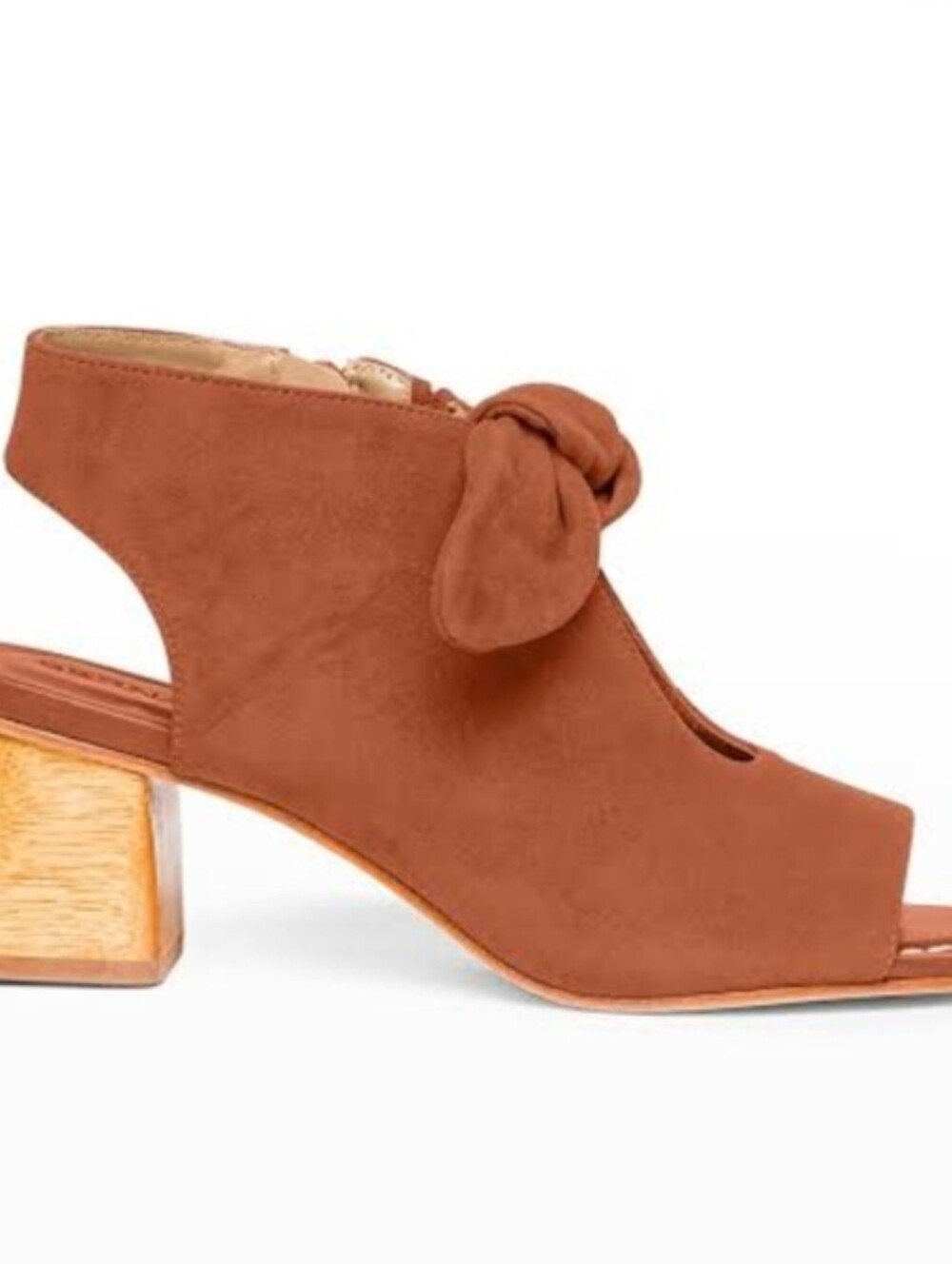 NWOT Bernardo Lizzie Block Heels in Amber Suede